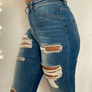 Fashion nova super high waisted mid-dark jeans!!